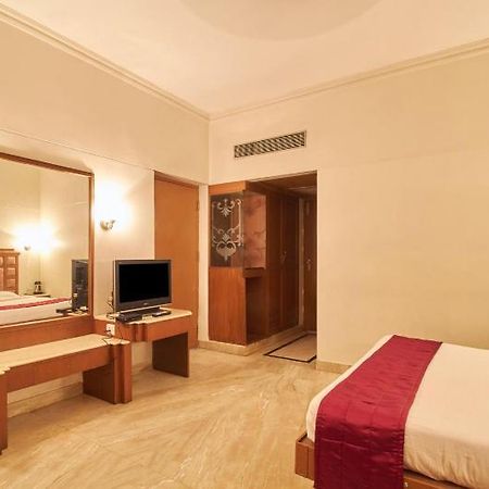 Hotel Dee Cee Manor Ченнаи Экстерьер фото